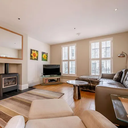 2 Bed In 89257 Holiday home
