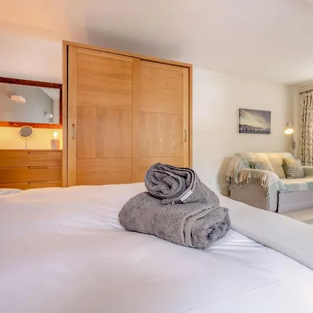 2 Bed In Oc-89257 펜션 케직