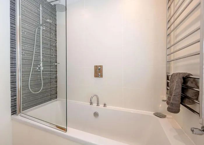 2 Bed In Oc-89257 بيت للعطل