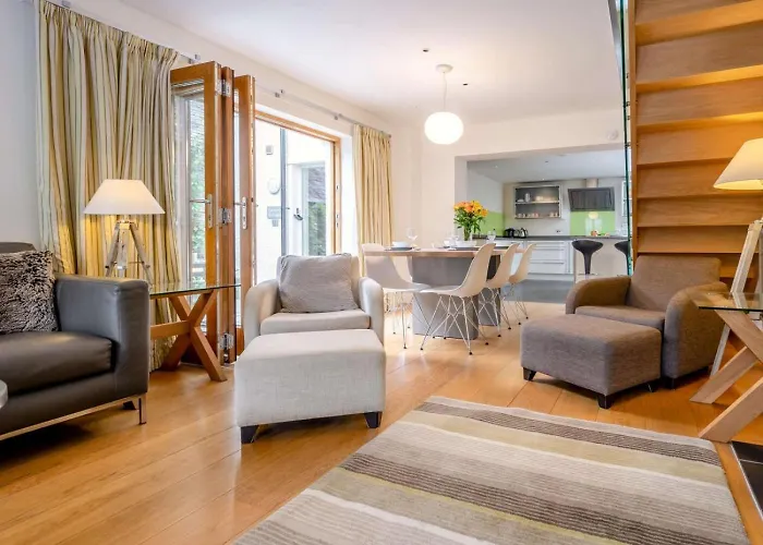 بيت للعطل 2 Bed In Oc-89257 *