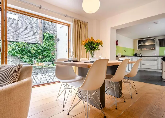 بيت للعطل 2 Bed In Oc-89257