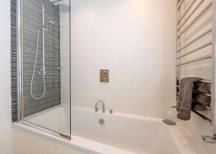 2 Bed In Oc-89257 بيت للعطل كيسويك